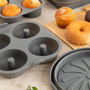 MOLDE SILICONE 4 DONUTS 21X21X4,5CM NATURALIA - 2